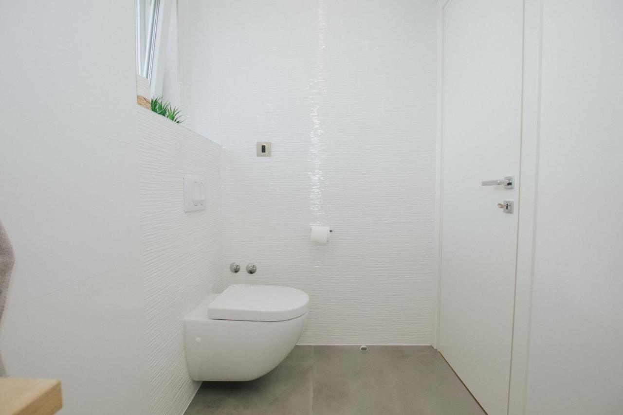 Apartment Sea Villa 5 Split Buitenkant foto