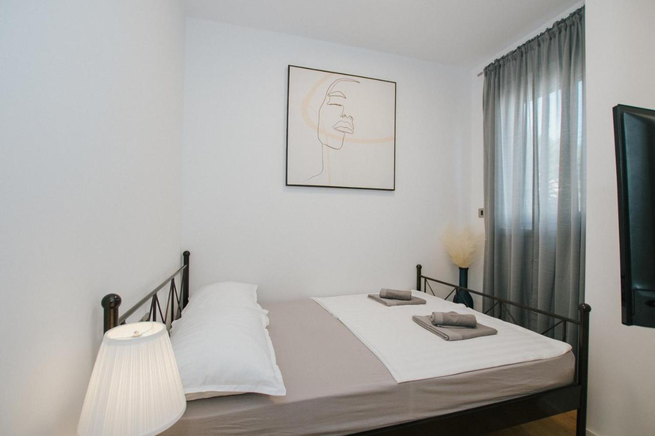 Apartment Sea Villa 5 Split Buitenkant foto