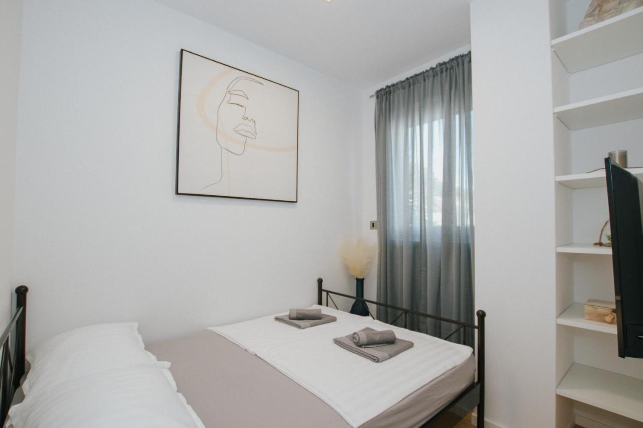 Apartment Sea Villa 5 Split Buitenkant foto